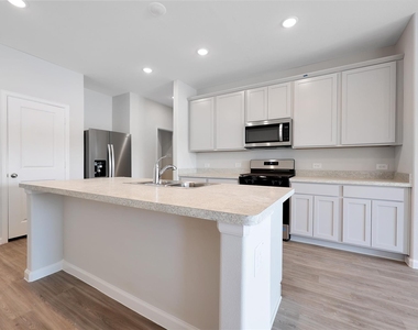 16632 Aurora Street - Photo Thumbnail 7
