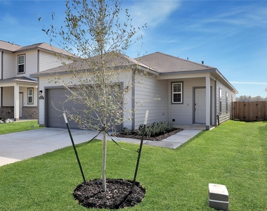 16632 Aurora Street - Photo Thumbnail 2