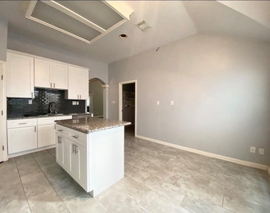 18011 Pelican Way Road - Photo Thumbnail 9