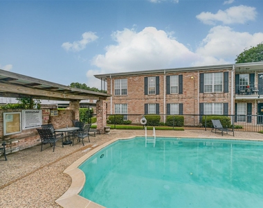 6410 Del Monte Drive - Photo Thumbnail 36