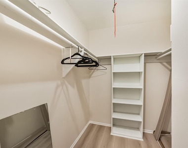 6410 Del Monte Drive - Photo Thumbnail 33