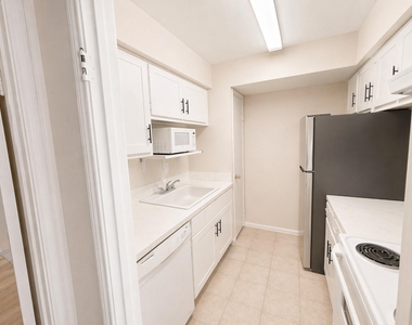 6410 Del Monte Drive - Photo Thumbnail 13