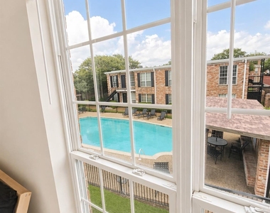 6410 Del Monte Drive - Photo Thumbnail 11
