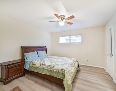 6410 Del Monte Drive - Photo Thumbnail 28