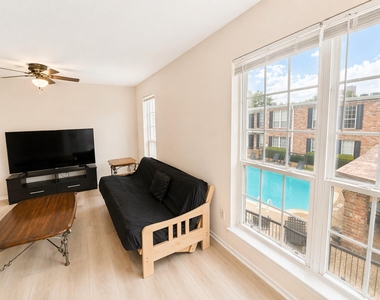 6410 Del Monte Drive - Photo Thumbnail 9