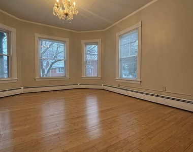 100 Ashland - Photo Thumbnail 1