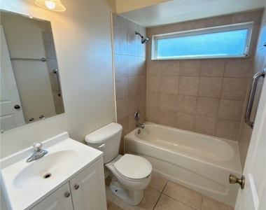 2513 48th Street Sw - Photo Thumbnail 16