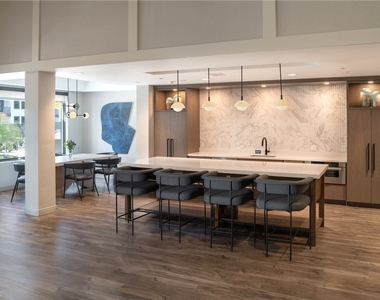 3260 Stockton Street - Photo Thumbnail 13