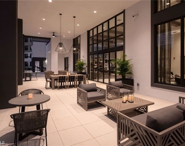 3260 Stockton Street - Photo Thumbnail 14