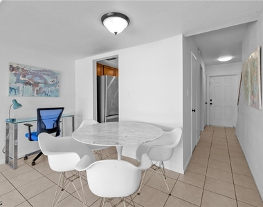 864 Courtington Lane - Photo Thumbnail 8