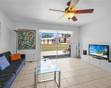 864 Courtington Lane - Photo Thumbnail 6