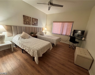 16551 Heron Coach Way - Photo Thumbnail 21