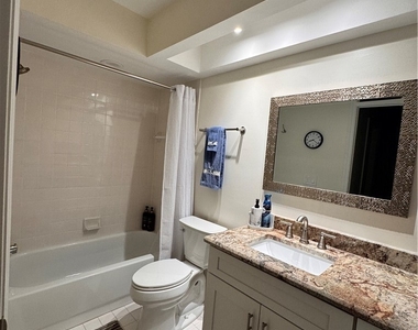 16551 Heron Coach Way - Photo Thumbnail 23