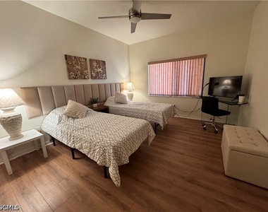 16551 Heron Coach Way - Photo Thumbnail 20