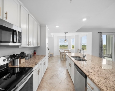 43000 Greenway Boulevard - Photo Thumbnail 17