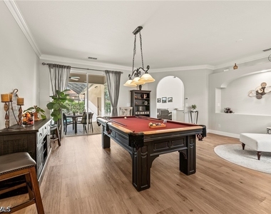 1015 Tivoli Lane - Photo Thumbnail 6