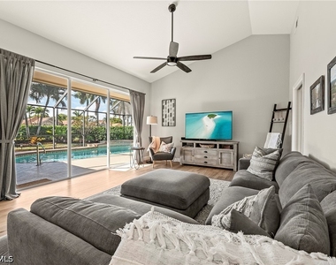 1015 Tivoli Lane - Photo Thumbnail 12