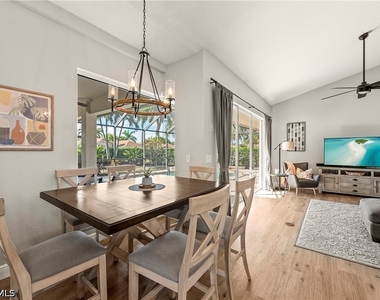 1015 Tivoli Lane - Photo Thumbnail 13