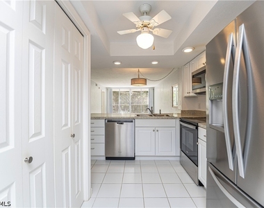 290 Naples Cove Drive - Photo Thumbnail 14