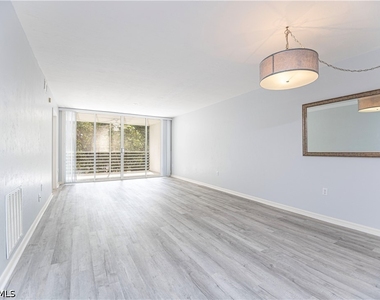 290 Naples Cove Drive - Photo Thumbnail 1