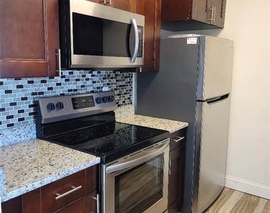 190 Santa Clara Drive - Photo Thumbnail 1