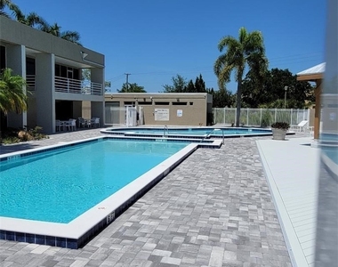 190 Santa Clara Drive - Photo Thumbnail 13