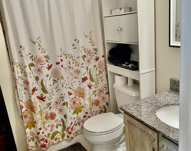 8707 Bay Court - Photo Thumbnail 9