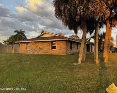 377 Emerson Drive Nw - Photo Thumbnail 22