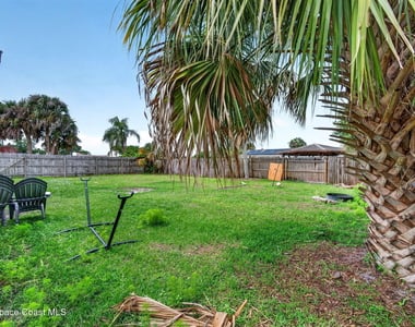 377 Emerson Drive Nw - Photo Thumbnail 21