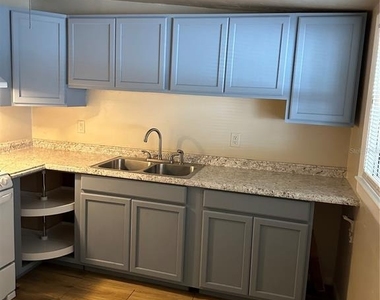 1111 Willow Avenue - Photo Thumbnail 1