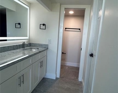 2618 Cove Cay Drive - Photo Thumbnail 5