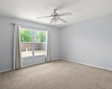 11366 Riddle Drive - Photo Thumbnail 31