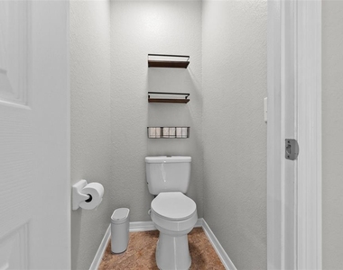 11366 Riddle Drive - Photo Thumbnail 28