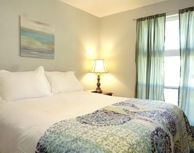 3139 Carlos Drive - Photo Thumbnail 9