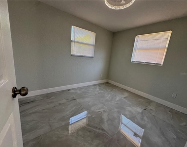 1825 134th Avenue - Photo Thumbnail 9