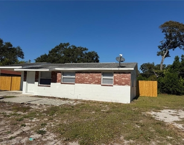 1825 134th Avenue - Photo Thumbnail 3