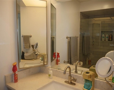6165 Chesham Drive - Photo Thumbnail 15