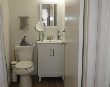 6165 Chesham Drive - Photo Thumbnail 28