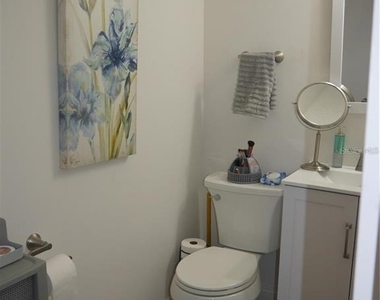 6165 Chesham Drive - Photo Thumbnail 27