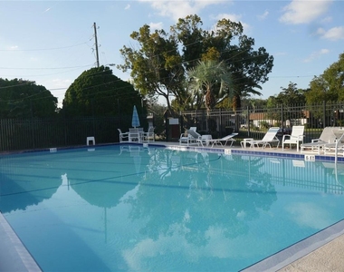 6165 Chesham Drive - Photo Thumbnail 31