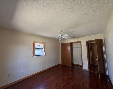 3052 Salton Street - Photo Thumbnail 12