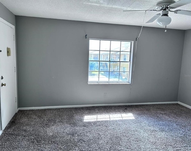 1625 W Oak Ridge Road - Photo Thumbnail 6