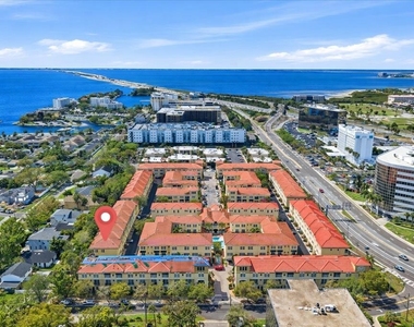 5202 Hampton Beach Place - Photo Thumbnail 2