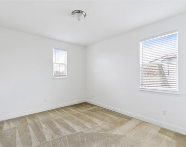 7530 Alpine Butterfly Lane - Photo Thumbnail 24