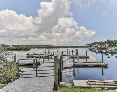 2 Riverwalk Drive - Photo Thumbnail 22