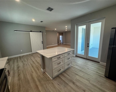 13101 Sw 72nd Terrace Road - Photo Thumbnail 3