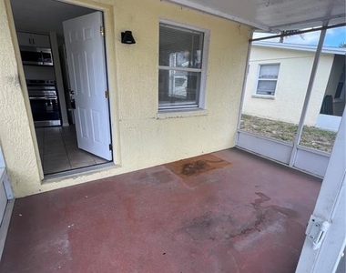 275 Pineapple Street - Photo Thumbnail 8