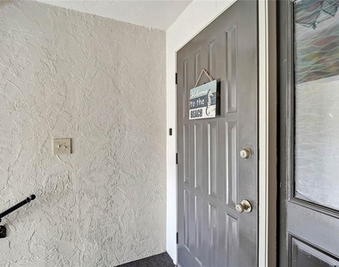 1697 Northampton Street - Photo Thumbnail 3