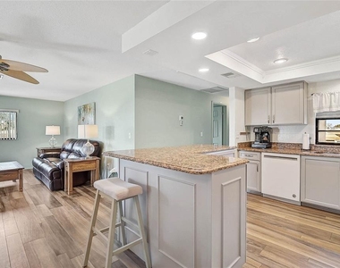 1697 Northampton Street - Photo Thumbnail 8