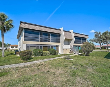 1697 Northampton Street - Photo Thumbnail 2